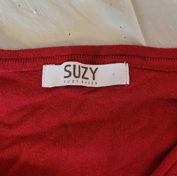 Suzy Shier Bold Red V-Neck Sweater, Size XL - Picture 3 of 5